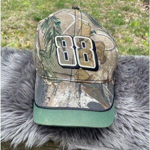 NWT NASCAR Hendricks Motorsport #88 Camo Hat Winners Circle